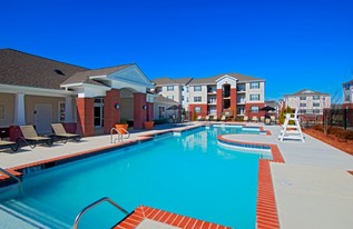 Building Photo - Shorehaven Apartments