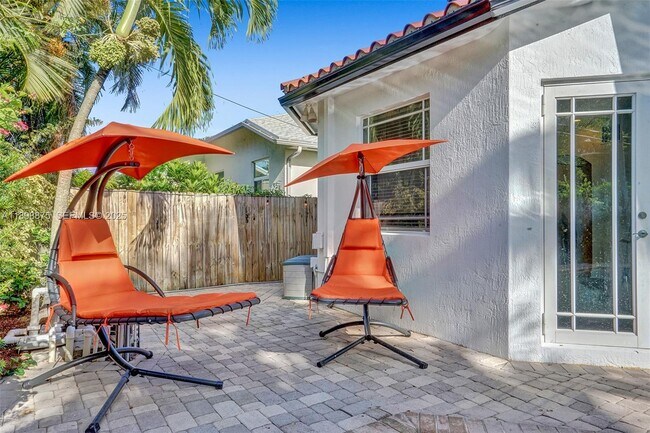 Building Photo - 1207 SW 21st St