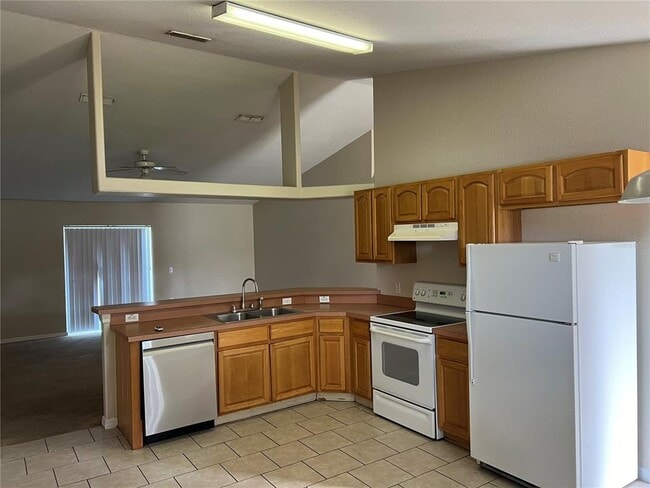 Building Photo - 138 Inconnu Ct