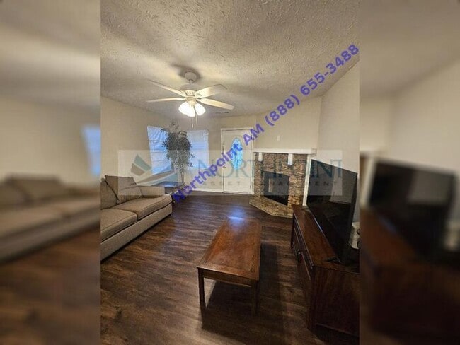 Building Photo - Available for immediate move in