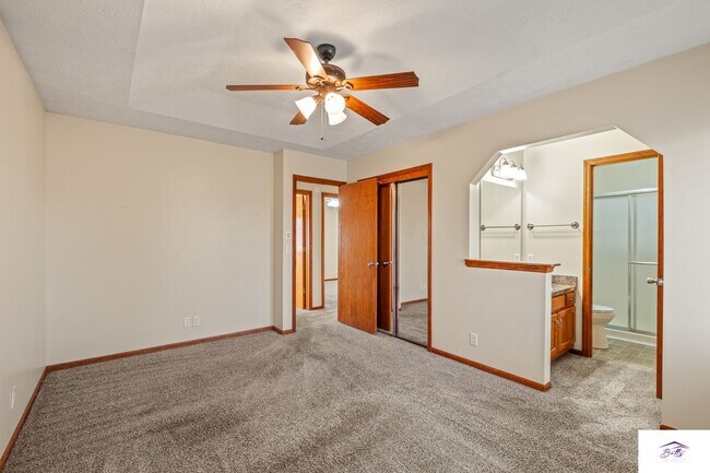 Building Photo - WELCOME HOME!