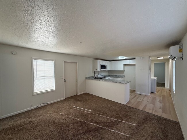 Building Photo - 4149 Eagle Dr