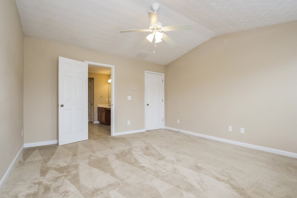 Building Photo - 900 Gardenia Curve