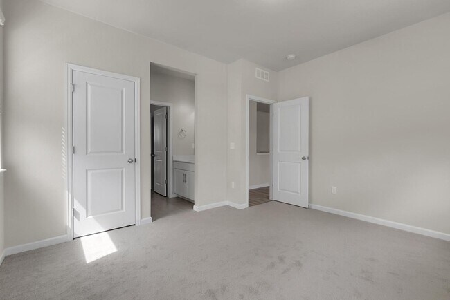 Building Photo - 23895 E Rocky Top Pl