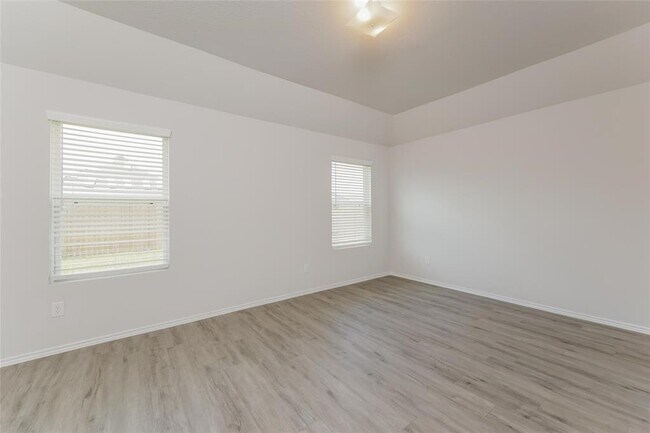 Building Photo - 3716 Alexus Dr