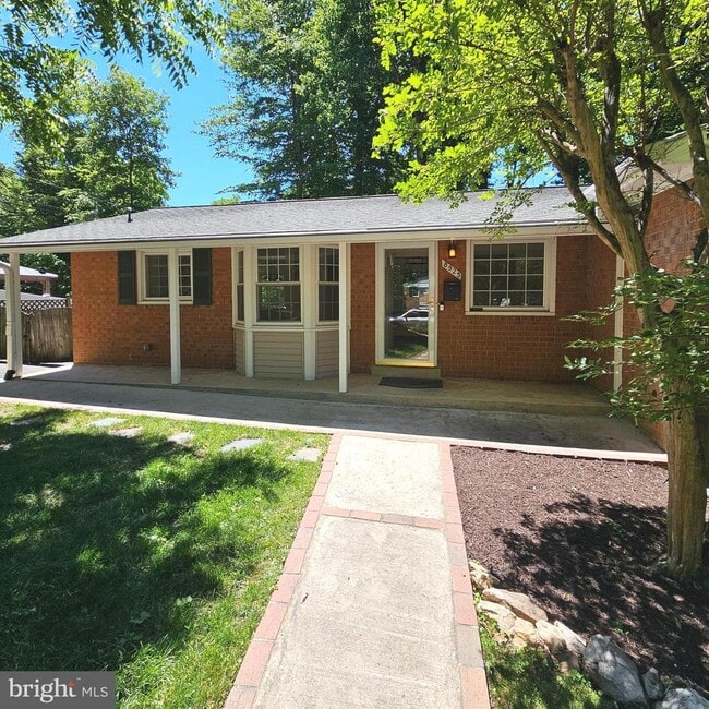 Building Photo - 8925 Falling Creek Ct