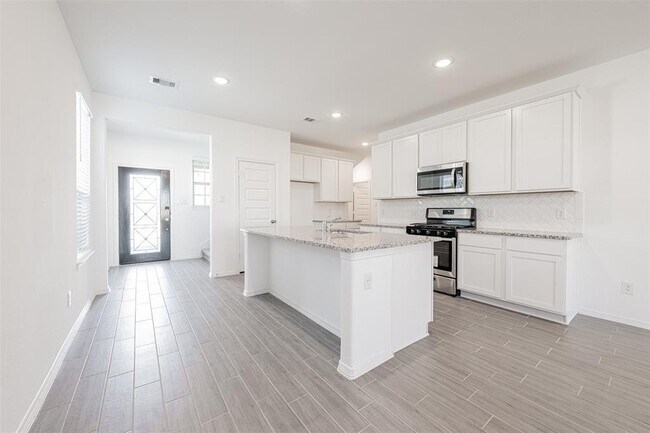 Building Photo - 5731 Tabula Rasa Dr
