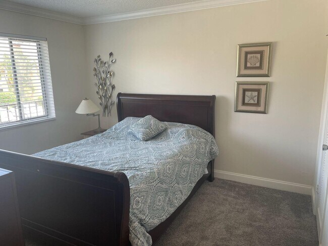 Building Photo - 4539 Luxemburg Ct