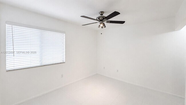 Building Photo - 9560 Weldon Cir
