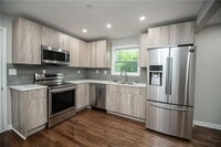 Building Photo - 537 Trabert Ave NW