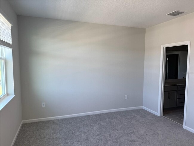 Building Photo - 619 Pothos St