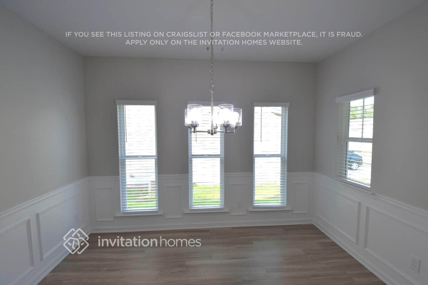 Building Photo - 112 Lantana Crossing