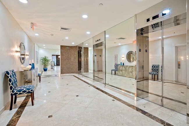 Building Photo - 5380 N Ocean Dr