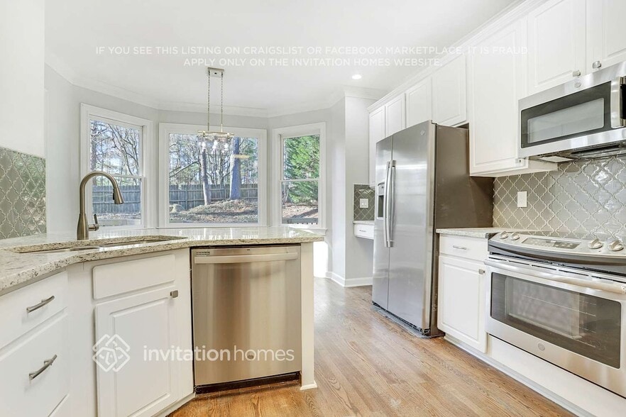 Building Photo - 1201 Bavarian Wood Close