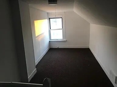 Building Photo - 1539 Hopkins Ave