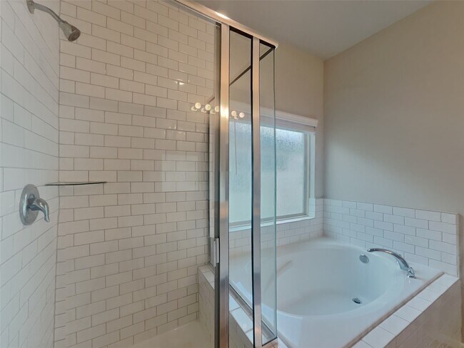 Building Photo - 23114 Birmingham Grv Ln