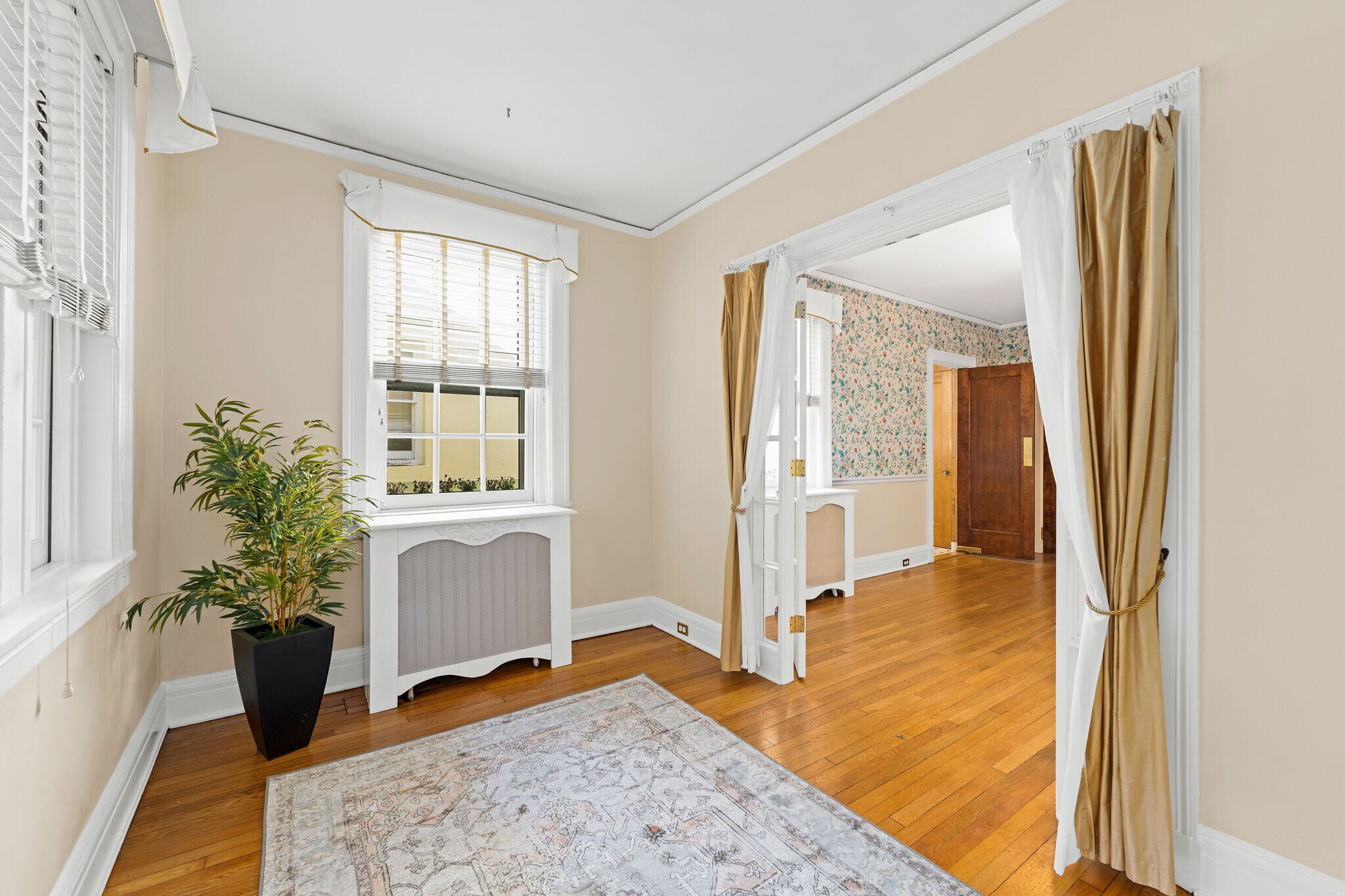 Building Photo - 3401 Greenway