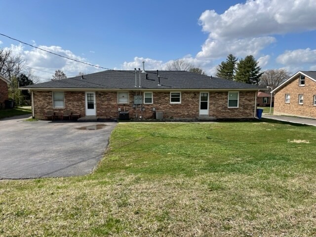 Huge backyard - 3318 Wood Valley Ct