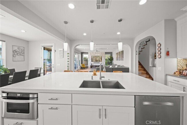 Building Photo - 11662 N Ricasoli Way