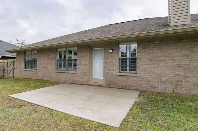 Building Photo - 8770 Kennedy Dr