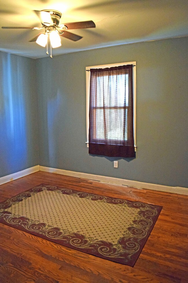 Building Photo - 2606 Wycliffe Rd