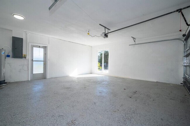 Building Photo - 809 59th Ave