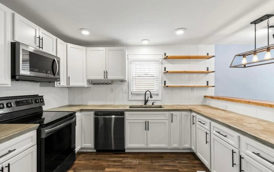 Building Photo - 338 Hill St