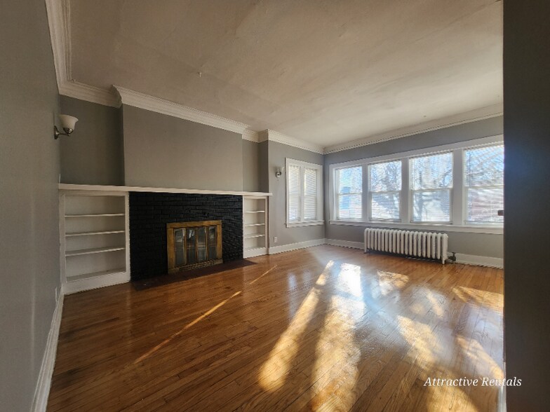 Building Photo - 37 W 14th Pl