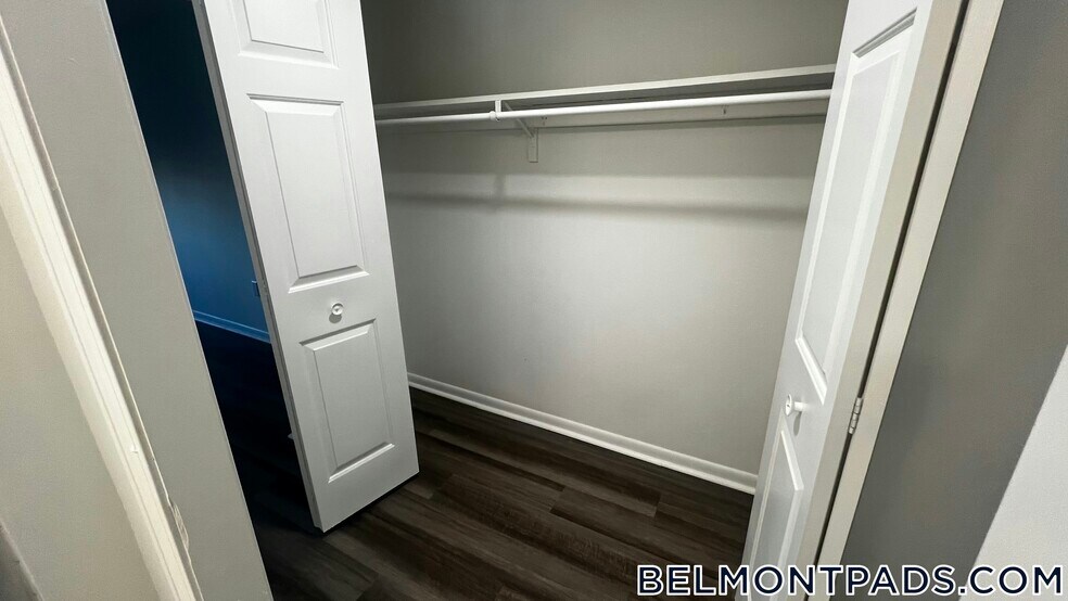 Building Photo - 55 Hill Rd