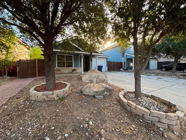 Building Photo - 17414 College Port Dr