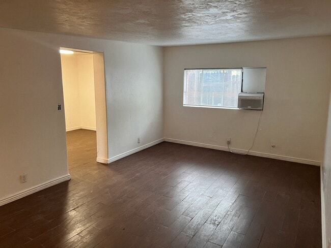 Building Photo - 2555 E Fort Lowell Rd