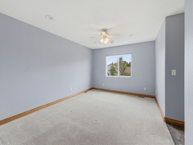 Building Photo - 1650 Oak Creek Dr