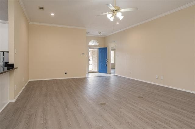 Building Photo - 733 Windridge Ln