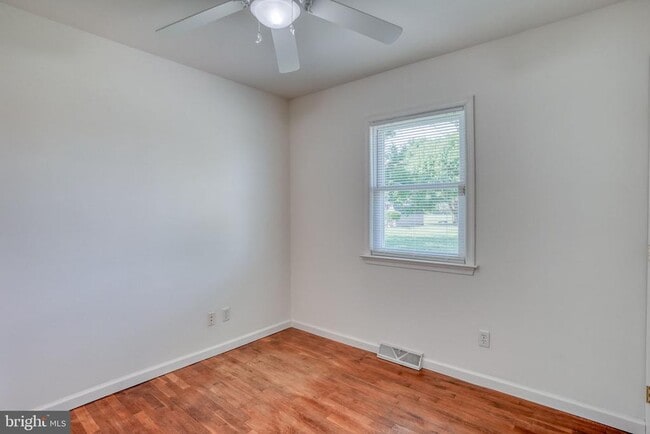 Building Photo - 441 Boyds Corner Rd