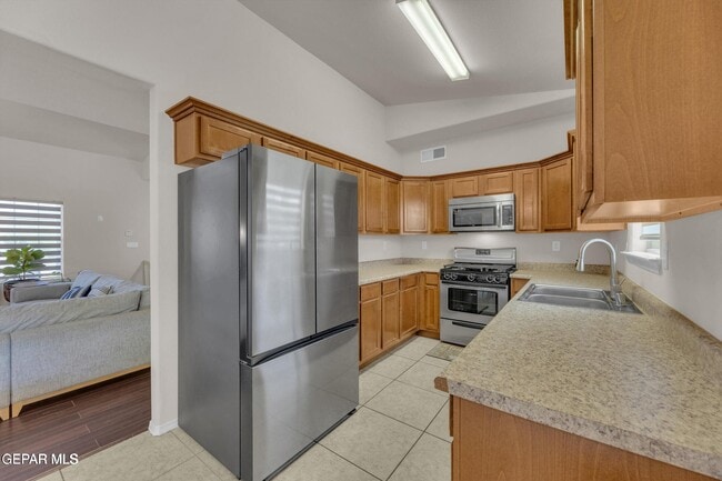 Building Photo - 14209 Trigger Rock Ln