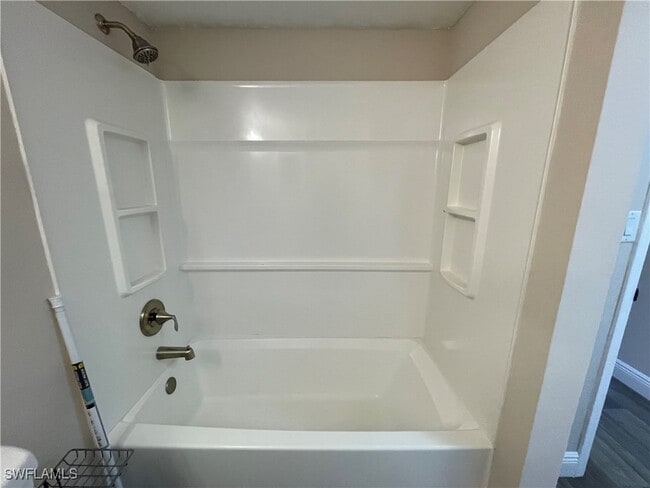 Building Photo - 5317 Summerlin Rd