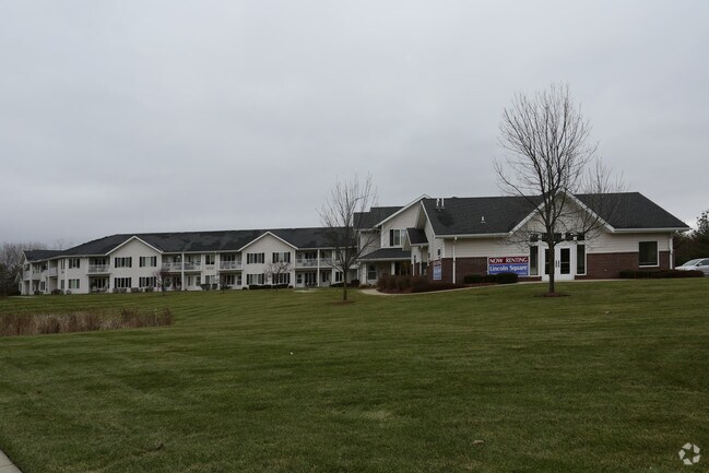 Building Photo - StoryPoint Grand Rapids West