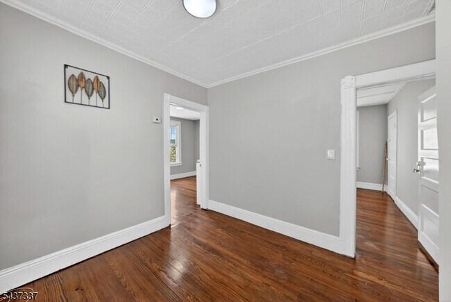 Building Photo - 86 Curie Ave