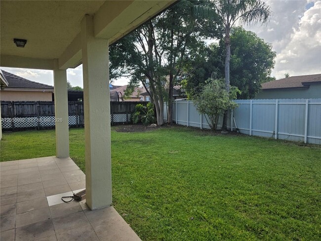 Building Photo - 12745 SW 204th Ln