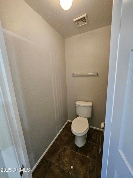 Building Photo - 1294 W Agrarian Hills Dr