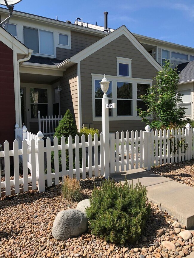 Building Photo - 4061 Temple Gulch Cir