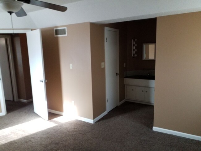 Building Photo - Coming Soon!! Large Family SF Newly Renova...