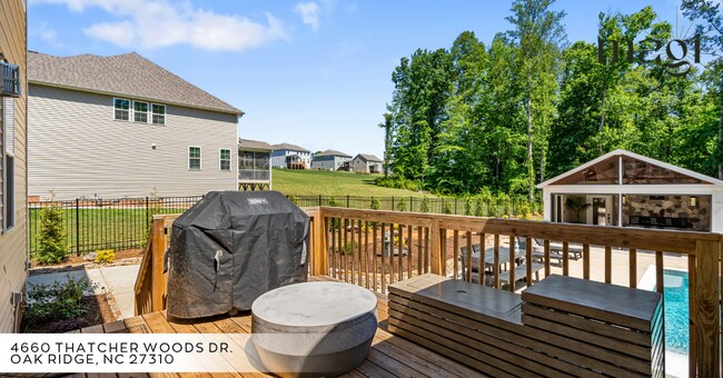 Building Photo - 4660 Thatcher Woods Dr