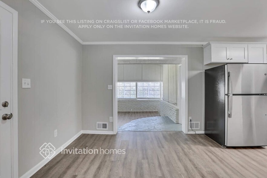 Building Photo - 3771 Brookcrest Cir