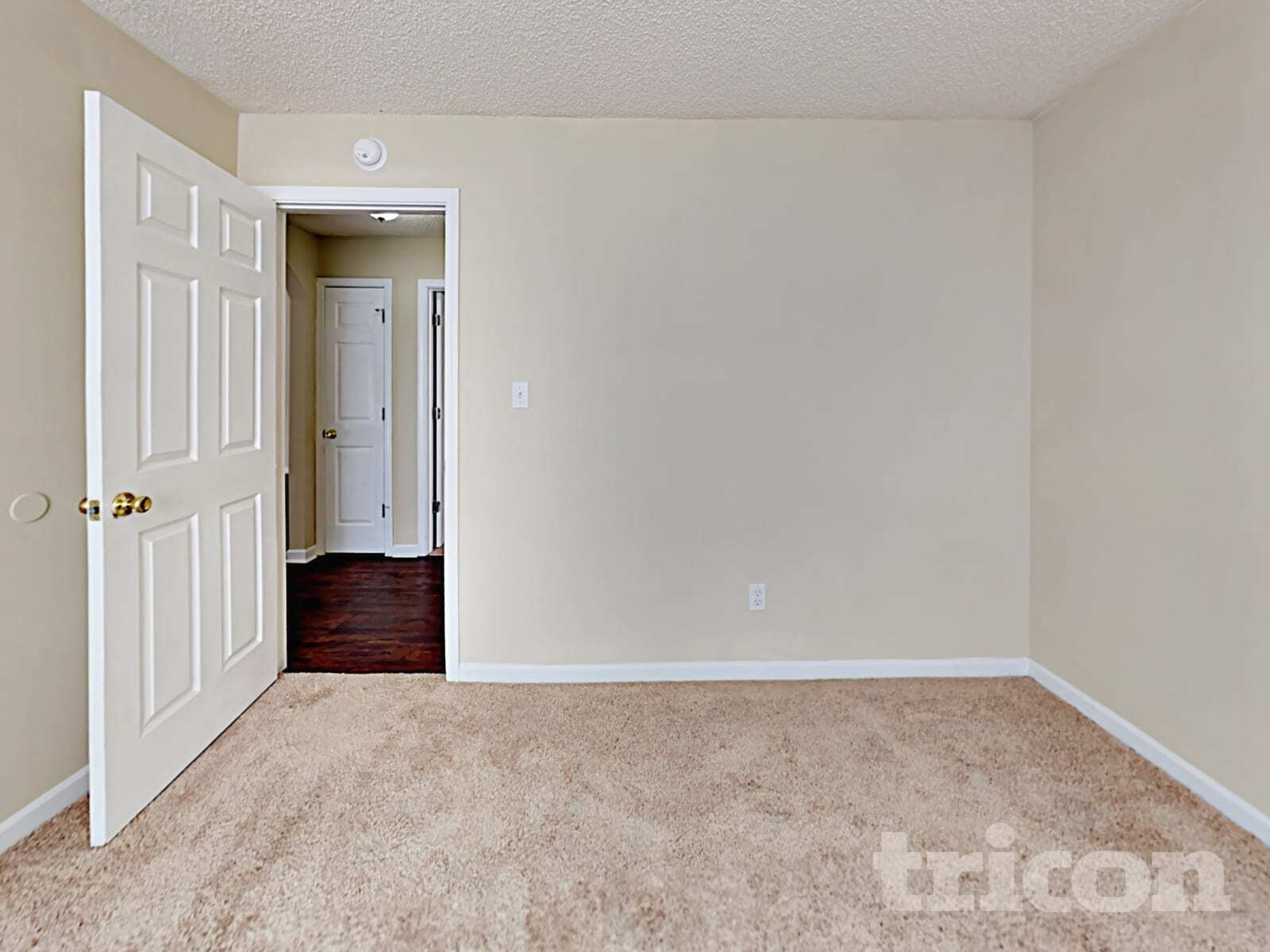 Building Photo - 6728 Chesepeake Trail