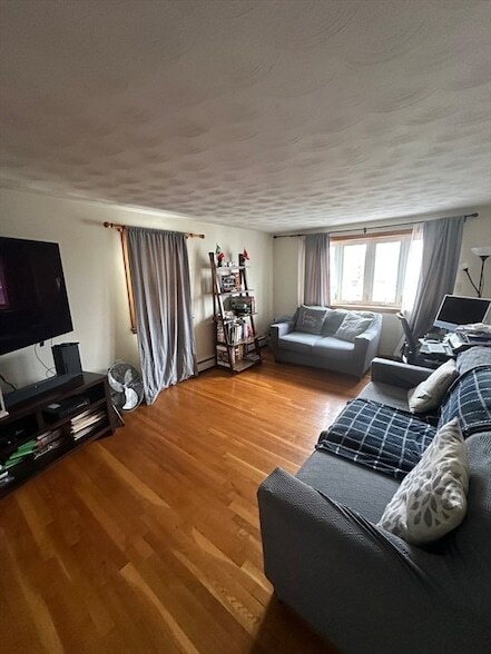 Building Photo - 28 Olcott St