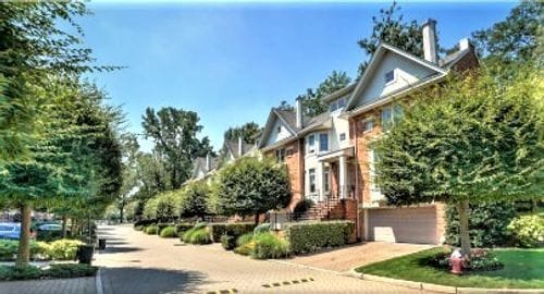 Building Photo - 143 Hudson Cove