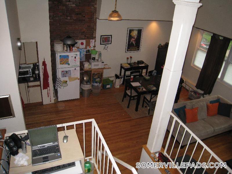 Building Photo - 108 Central St