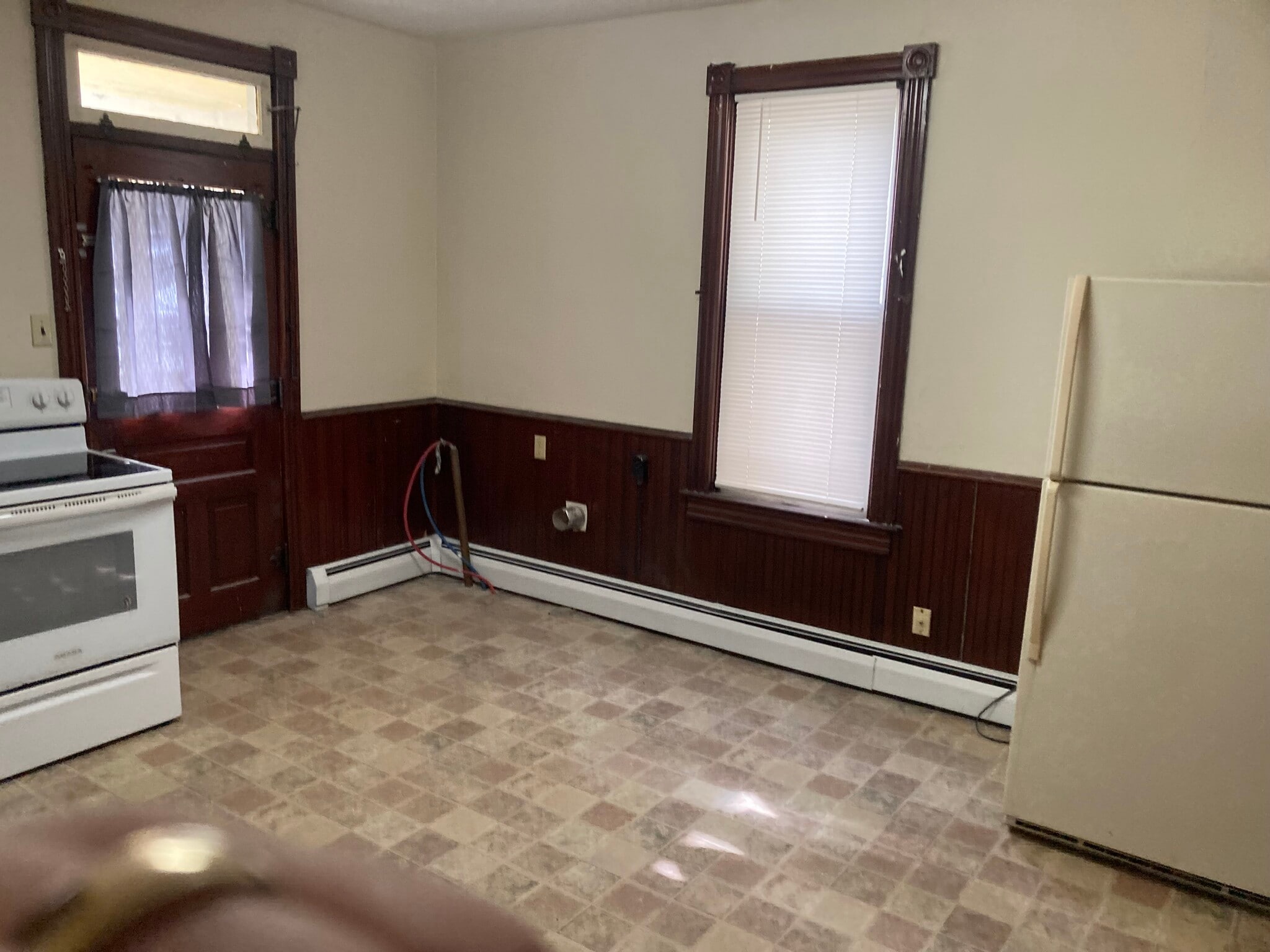 Building Photo - 78 E Main St