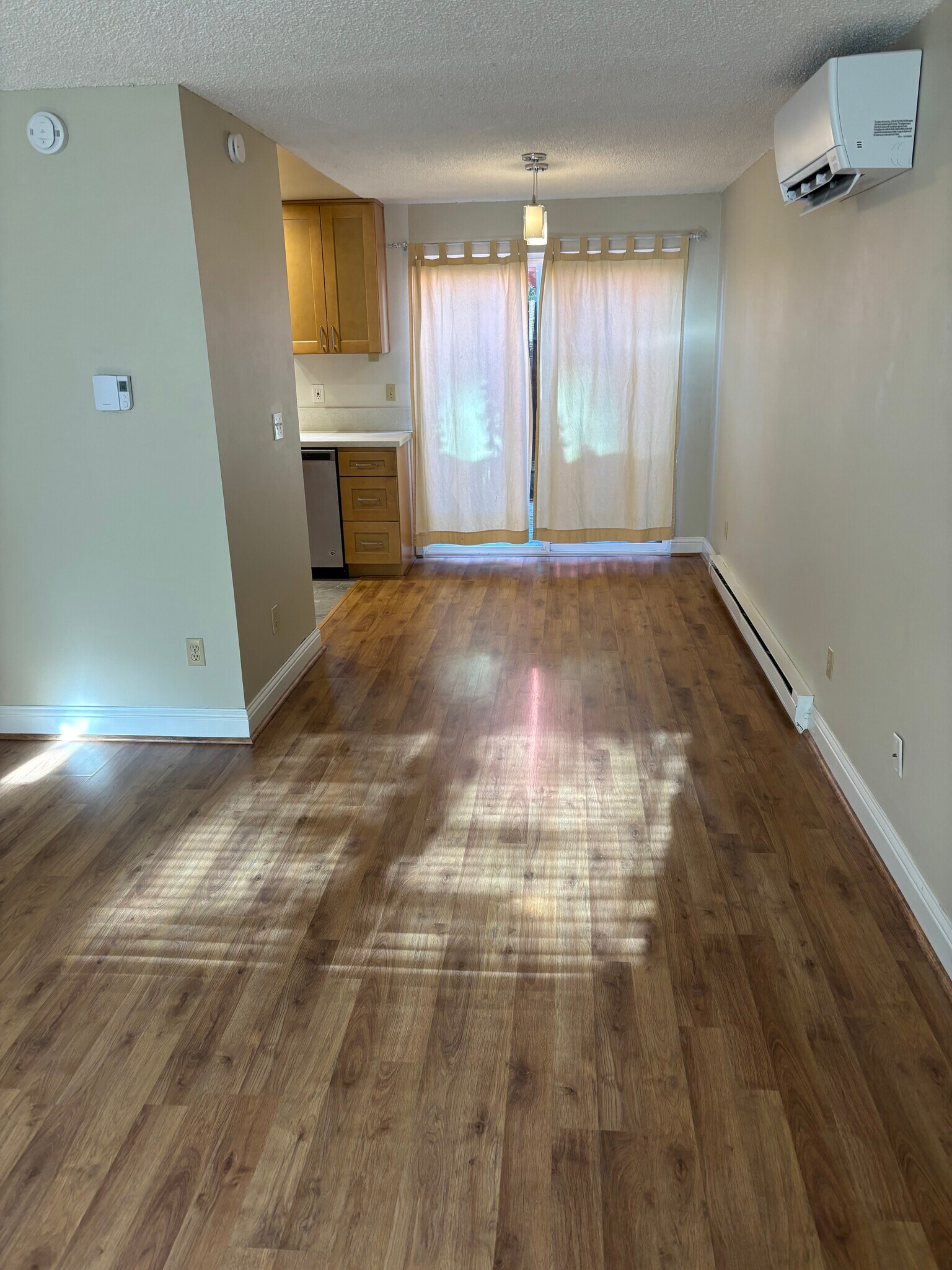 Building Photo - 2707 SE 50th Ave